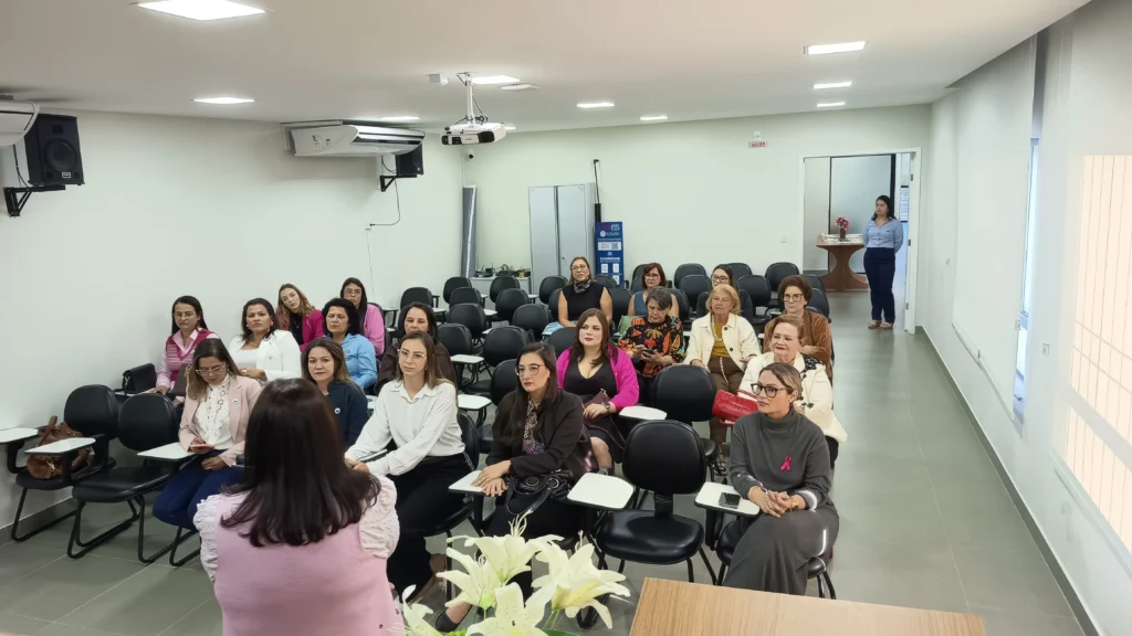 Evento da Comissão da Mulher Advogada Outubro Rosa foto 00 (4)-face-upscale-2.9x